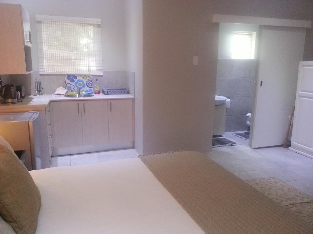 Riversway Guest House Ист-Лондон Номер фото